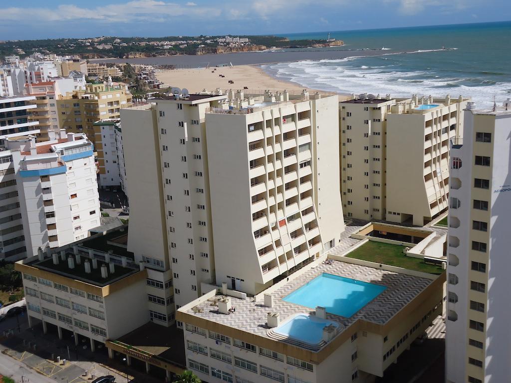 Apartamentos Varandas Da Rocha Portimão Exterior photo